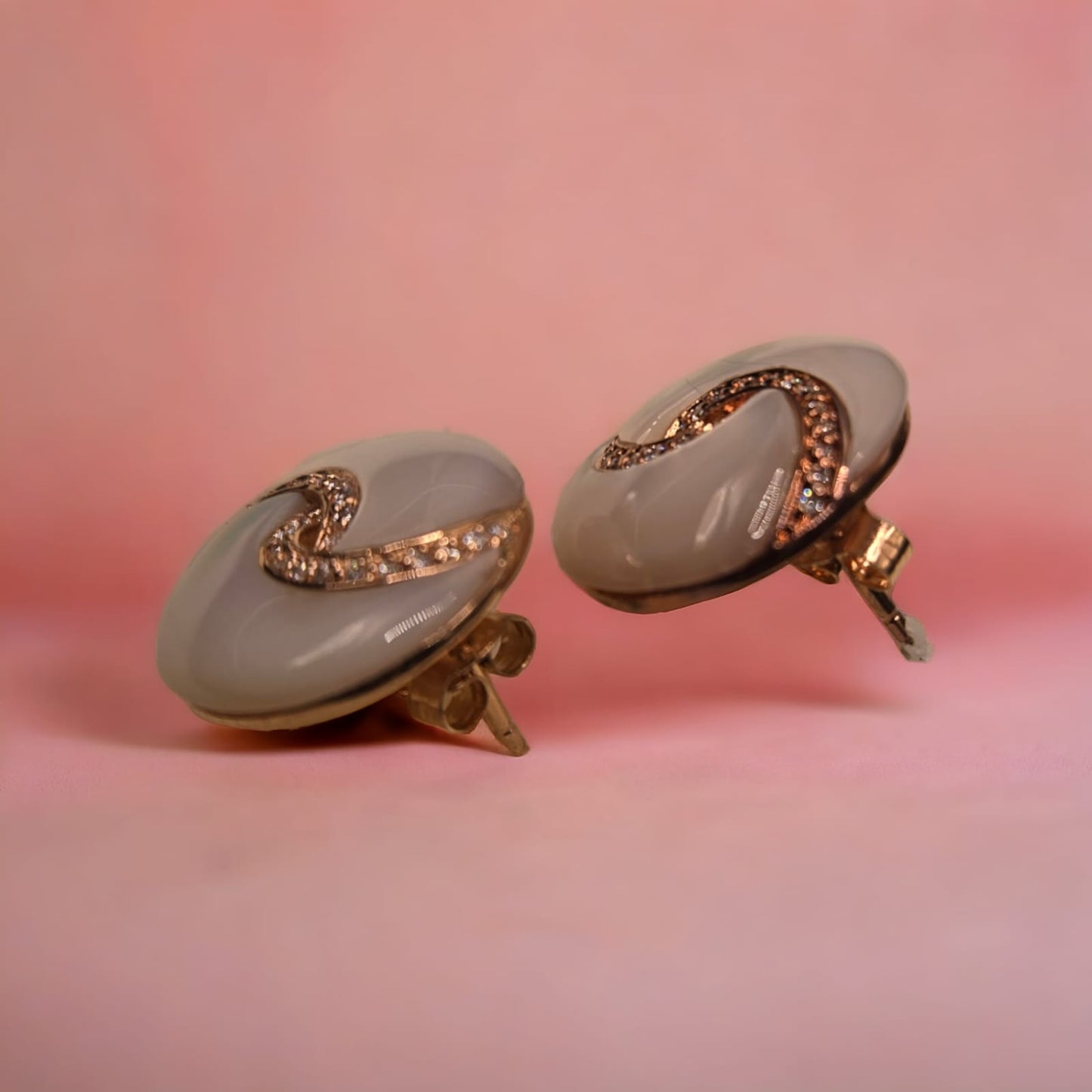 Mother Of Pearl "EXQUISITE"