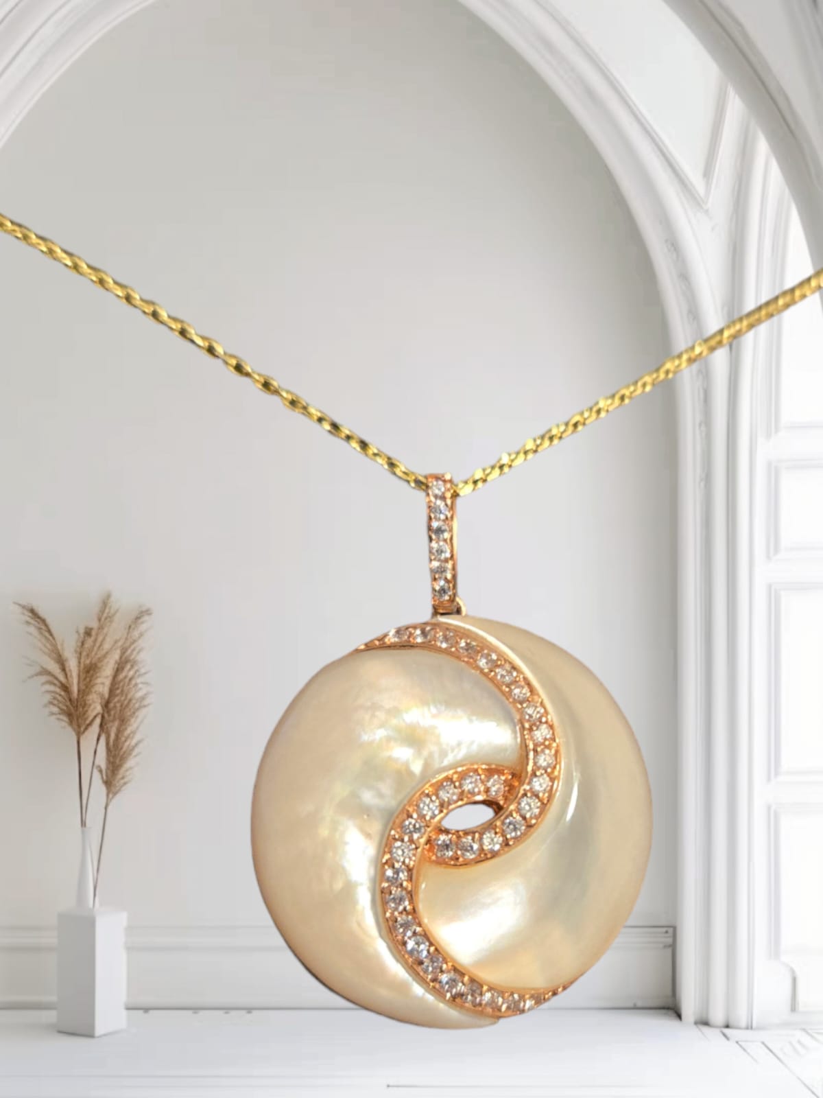Mother Of Pearl "EXQUISITE"