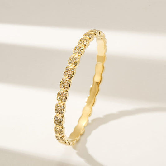 Bangle Flower Zirconia Design